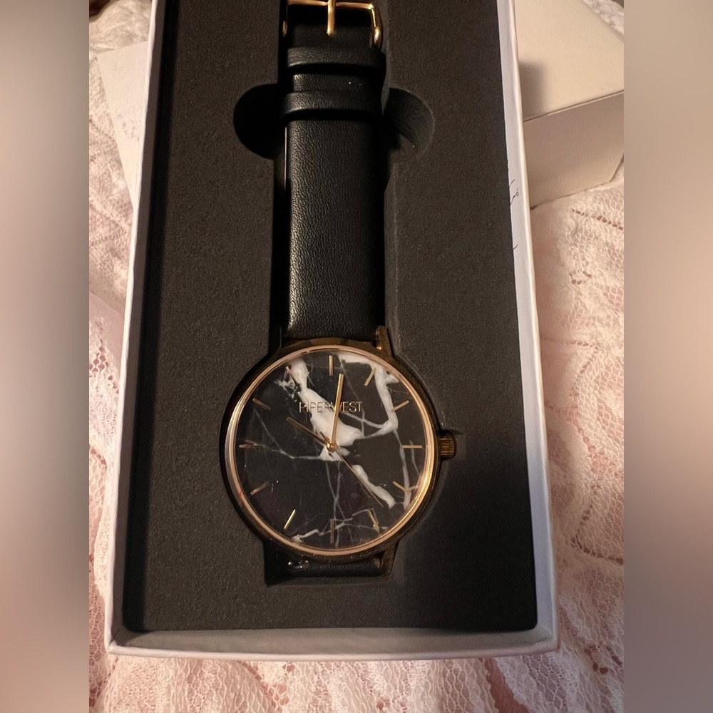NWT Piperwest Minimalist & Versatile Watch